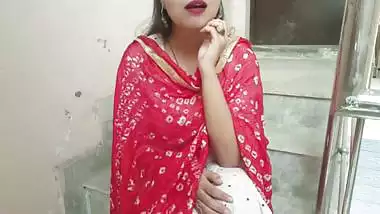 Desi step brother and step sister real sex Didi caressed the little cock and then got his pussy licked in Hindi audio