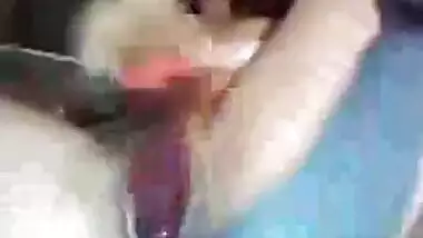 Hot Indian camgirl masturbating.