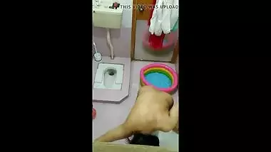 indian amateur cousin filmed in shower