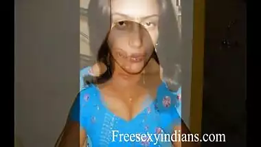 Indian sex videos of sexy figure village bhabhi exposed by hubby’s friend