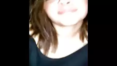 UK NRI girl sex video giving perfect blowjob