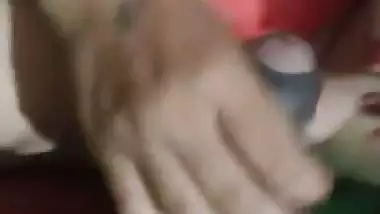 Man uses cake to spice up his sex in desi sex video