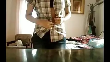 Large tits sexy Indian college cutie masturbation mms dripped