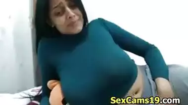 Desi Big Tits MILF Cam Show