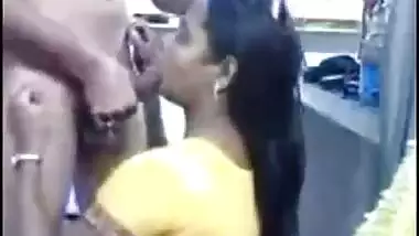 Pron video of a desi cutie fucking her boss in the grocery shop