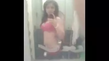 Paki Slut Bathroom Selfie - Movies. video2porn2