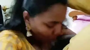 Tamil milf hot wife sucking and fucking 5 vdos part 1