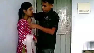 Lucknow College Babe Boobs - Movies. video2porn2