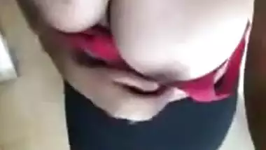 Guys can cum really quickly watching porn video of the big-tittied Desi