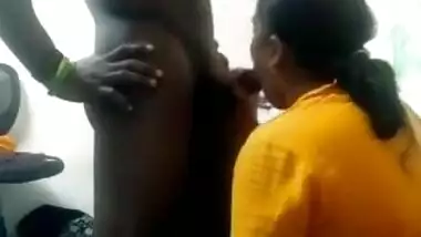 Desi Aunty riding black guys BBC