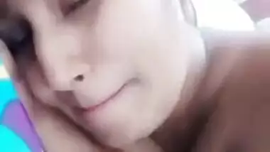 Entrancing Desi girl tries to fall asleep but boyfriend craves porn