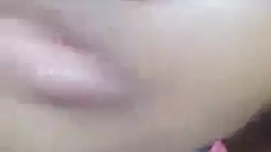 Hairy pussy college girl in Odia sex video call