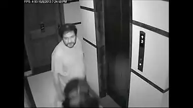 Hidden cam records cheating Mumbai wife with lover