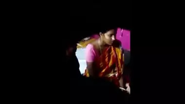 Tamil sex video of South Indian aunty with young lover