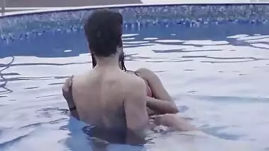 Wife Shilpa Fcuking Hubby & His Friend In Swimming Pool