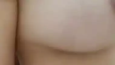 Sexy Desi Bhabhi Shows Her Boobs and Pussy