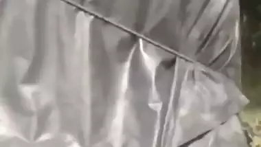 Daring NRI porn of a girl fucking outdoors on a riding truck