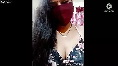 Desi Kannada aunty shows boobs and oil massages her boobs