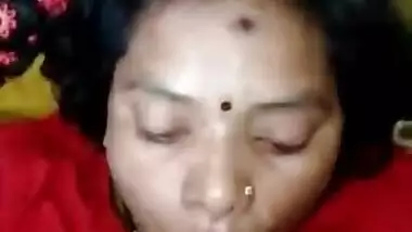 Mallu Bhabhi Sucking Dick