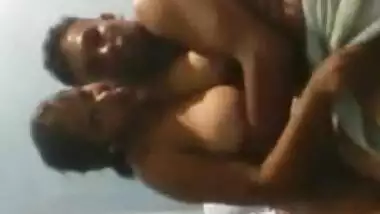 Lankan Tamil Couple romance and Blowjob