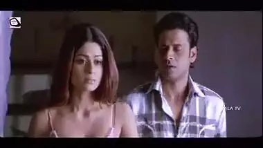 Shamitha Shetty Manoj Bajpai Romantic Scene Romantic Club Sathi Leelavathi Movie Jalsa Tv(720