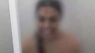 Sri Lankan Office Working Cutie in Saree with a Perfect Body Leaked HD Videos with Clear Audio Part 3