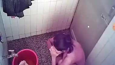 Girls Bathing (2021) – Hidden Video Of Sister In The Bath