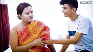 Desi House owner fucks his maid after seeing her big boobs and cunt ( Hindi Audio )