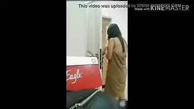 Desi Girl Showing Boobs To Delivery Guy