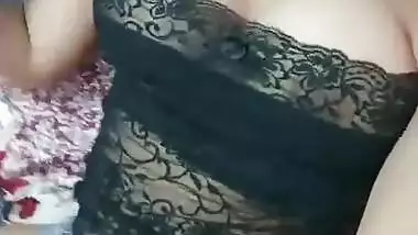 Anam Khan Hot Sexy Good Morning Clip