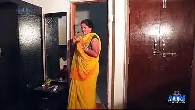 Free Indian shower sex video of hot neighbors.