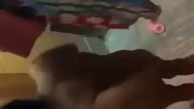 Desi bhabhi hidden cam bath