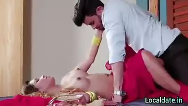 Hot Indian And Devar Bhabhi In Devar Ne Bhabhi Ko Diya Charamsukh