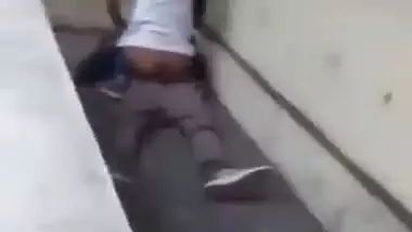 Outdoor xxx MMS of a college couple fucking behind the college