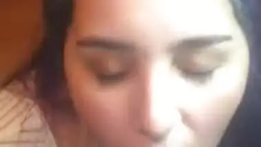 Desi girlfriend got cumshots on face