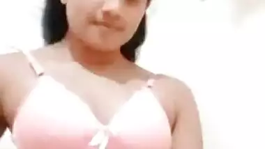 Cute girl exposing on cam