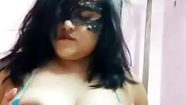 Sexy Desi Girl Masturbating Part 2