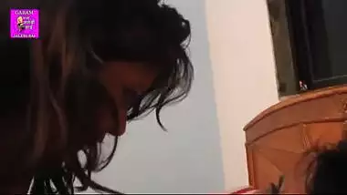 Mumbai young bhabhi doing office sex with her boss leaked mms
