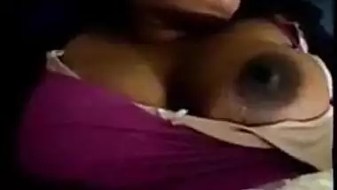 Srilankan big boob girl nude boobs show