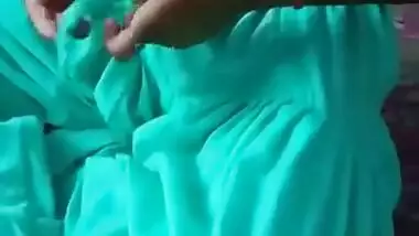 Cute Girl pussy fingering