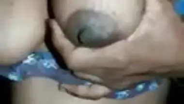 Tamil girl exposing herself in cam for fun - part 1