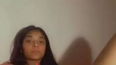 Naked pussy showing hot Indian girl nude viral MMS