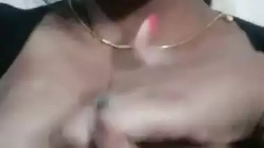 Cute Indian girl Shows Her Boobs