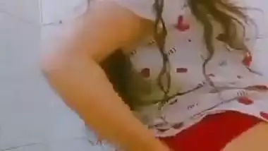 Indian girl naked big boobs showing viral video