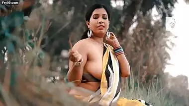 Big boobs model Nandita photoshoot video – 2