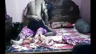 Amateur desi hostel girl fucked by lover when she alone in house