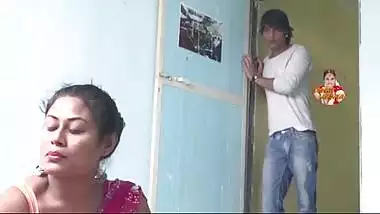 Desi aunty home sex masala b-grade leaked scene