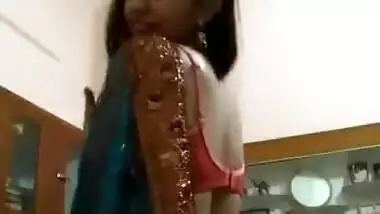 Sexy bhabhi 1 more video- not posted