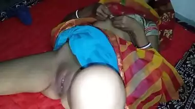 Desi local sex video of slut bhabhi and young devar