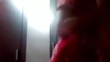 Deshi bangla Cute Wife Asking Uwant to Suck